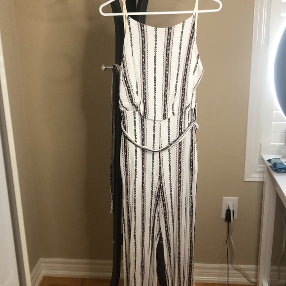 JUMPSUIT MBoutique - Picture 1 of 9